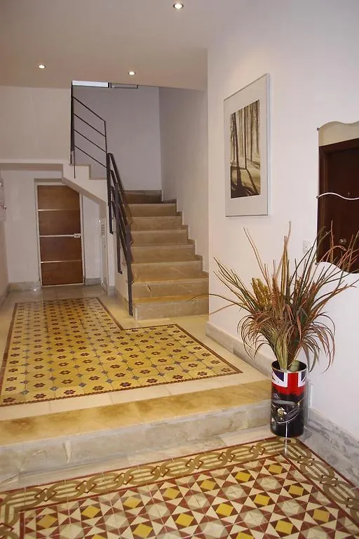 شقة مالقة  في Apartamento Martina 0*,